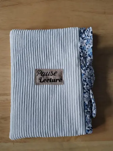 Pochette livre blanche
