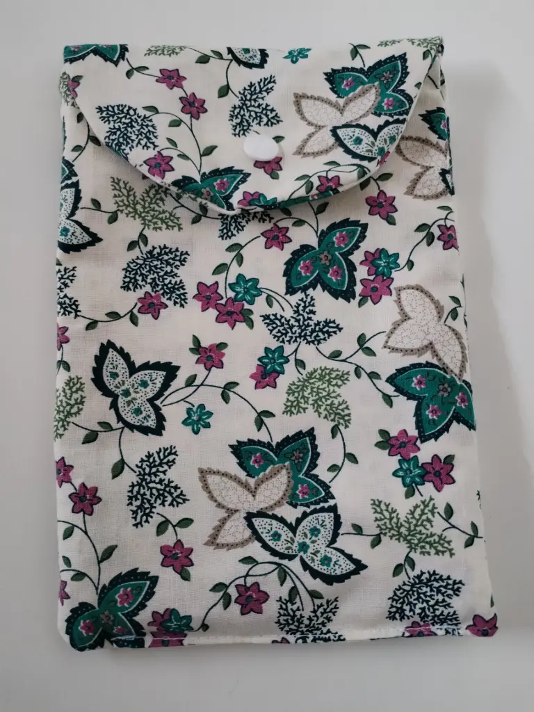 Couvre livre de poche à rabat